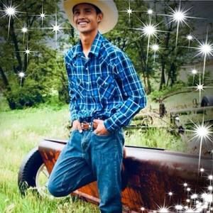 Meet your Posher, Aaron